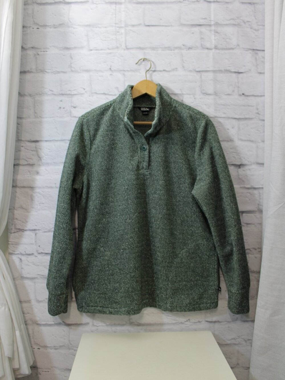 Eddie Bauer Medium Green Quarter Button Longsleeve Pullover Fall Fleece Jacket